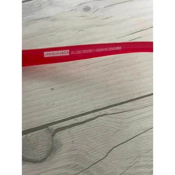 Bundle of 2 Sunglasses - Picture 6 of 8